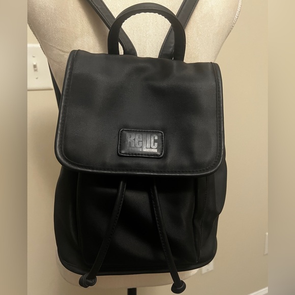 Vintage Relic Backpack - Picture 2 of 5